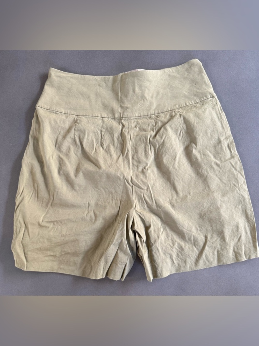Theory Beige Shorts Size 4 Casual Minimal Lightweight